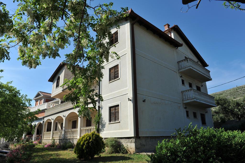 Apartments Stari Sibenik Гребастика Экстерьер фото
